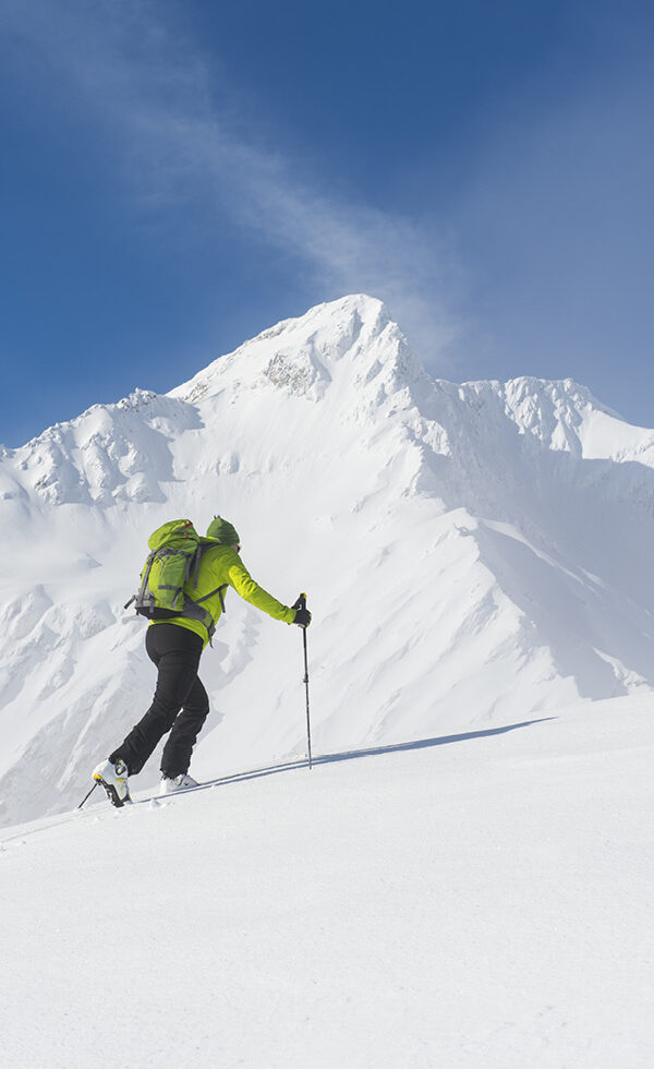 bureau-guides-meribel-ski-randonnee-snow-hiking-2