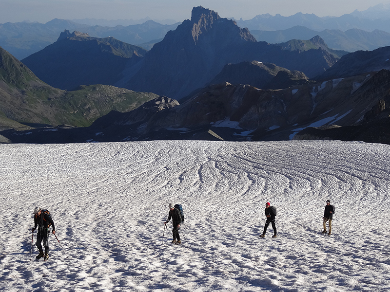bureau-guides-meribel-randonnee-glaciaire-ice-climbing
