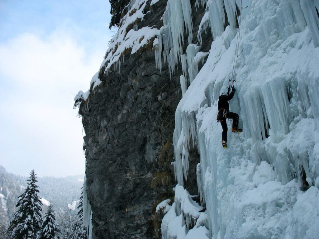 icefall gittaz icefall guides méribel 3 vallées