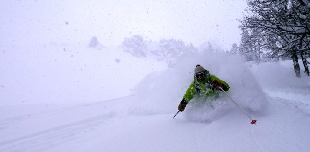 off-piste skiing méribel freeride guides méribel 3 vallées